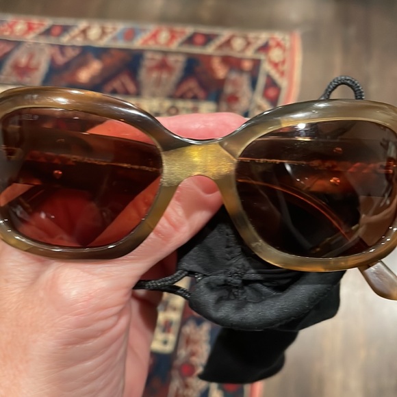 Gorgeous Chanel Sunglasses 🕶️ - Picture 12 of 12